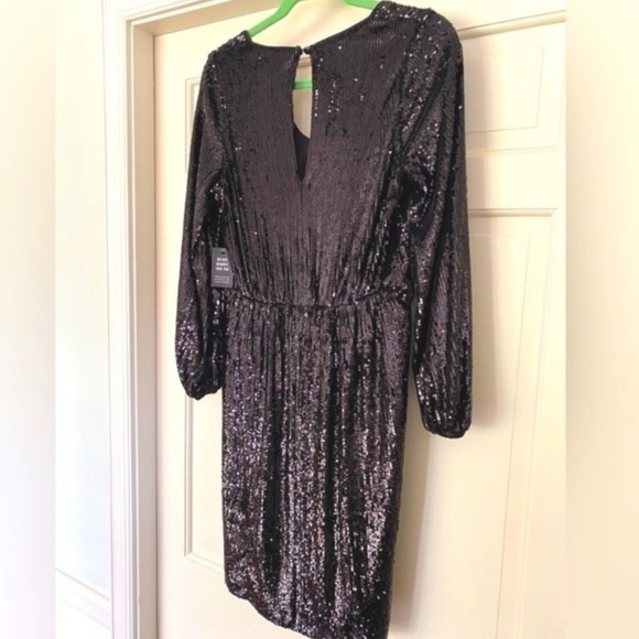 Back Stage Sequin Dress Long Sleeves Chic Cinch Waist Black NEW With Tags NWT - Picture 13 of 13